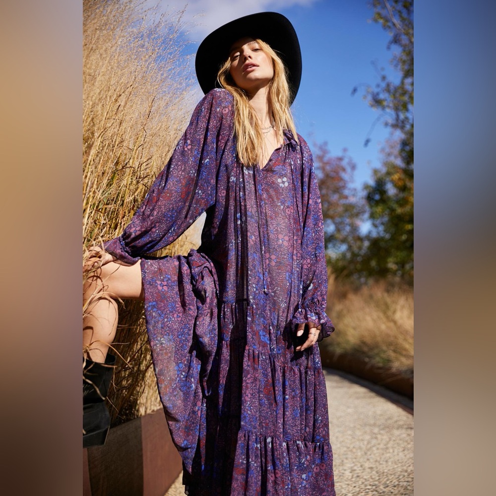 Free People Feeling Groovy Maxi Dress in Purple Floral Size Medium